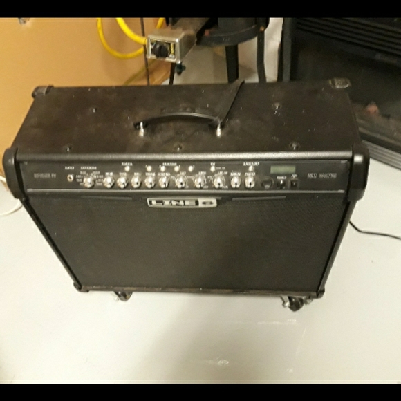 Line 6 amplifier - Picture 1 of 1